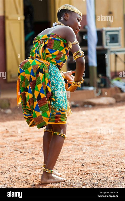 Ghana March 3 2012 Unindentified Ghanaian Woman Dances Traditional African Dance In Ghana