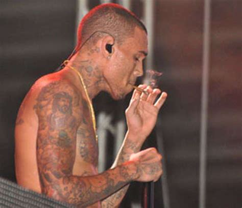 Did Chris Brown Smoke Weed Live On Stage