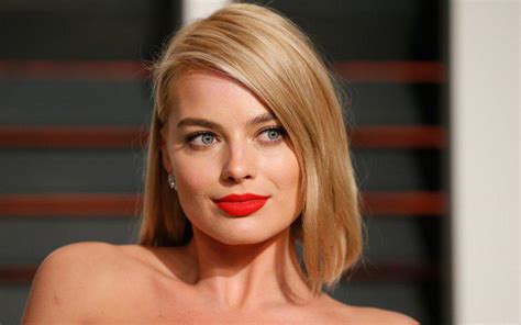 margot robbie 35 amazing facts about the actress list useless daily facts trivia news