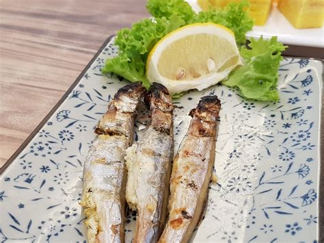 Order your food or groceries from sushi tei delivery to your home or office check full menu and items safe & easy payment options. 青蛙生活点滴 Froggy's Bits of Life: 明太三文魚 Salmon Mentai, いなりいなり ...
