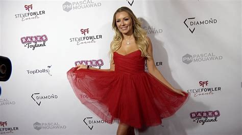 Anya Benton Babes In Toyland Holiday Toy Drive Red Carpet Youtube