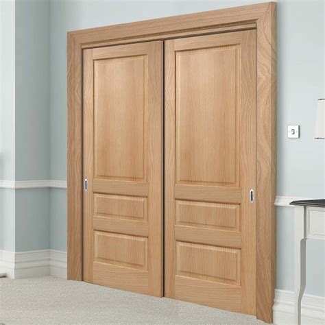 Thruslide Contemporary 3 Panel Oak 2 Sliding Doors And Frame Kit