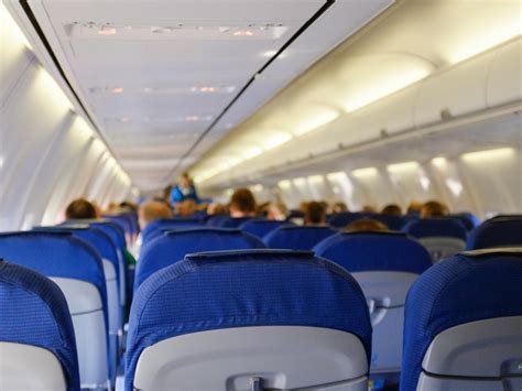 8 Ways To Avoid Being That Annoying Passenger On A Flight Condé Nast Traveler