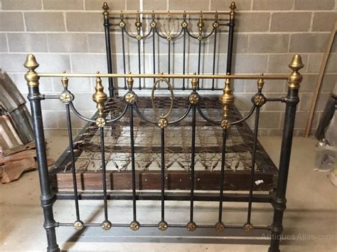 Fine Quality Victorian Brass And Iron Double Bed Antiques Atlas