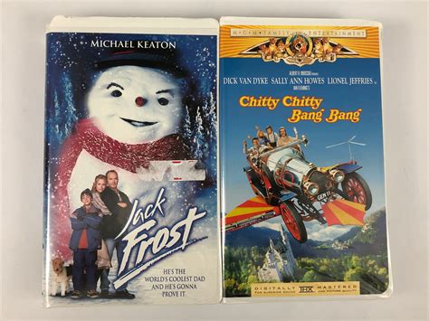 Lot Of 10 Misc Warner Brothers Dreamworks Animation Christmas Vhs