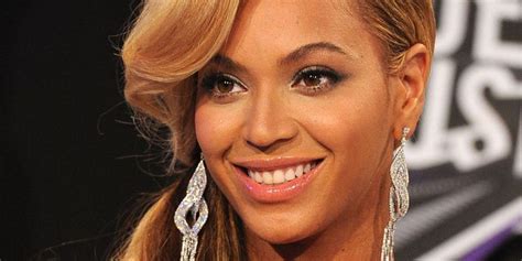 Beyoncés Complete Hair Transformation Beyonce Hair Short Hair