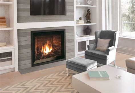 Slatted fireplace surround and mantle. Enviro G39 Gas Fireplace