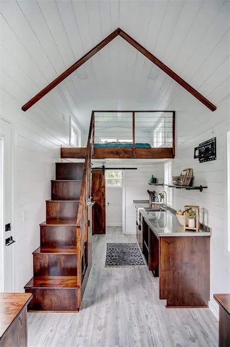 20 Simple And Minimalist Home Decor For Tiny Home Tiny House Loft