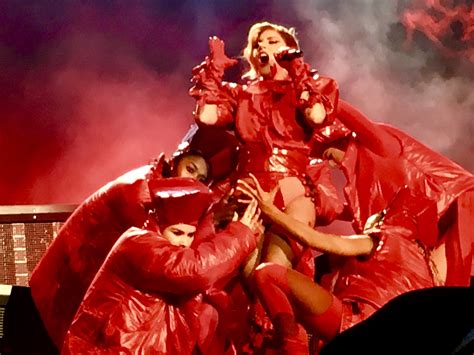 Dramatic Costumes A Million Reasons Lady Gaga Splendid Red Leather Jacket Entertainment