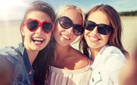 Group Of Smiling Women Taking Selfie On Beach Stock Image Image Of People Outdoors 125432821