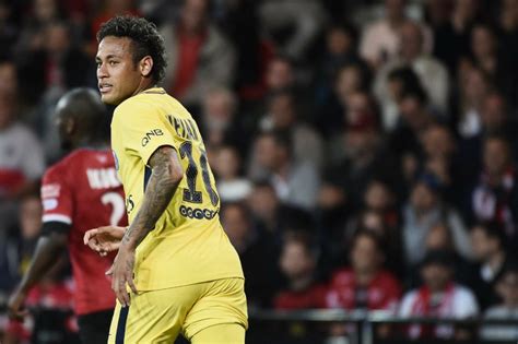 Download pes 2017 neymar jr new face (psg). Neymar shines for PSG in belated debut | Toronto Star