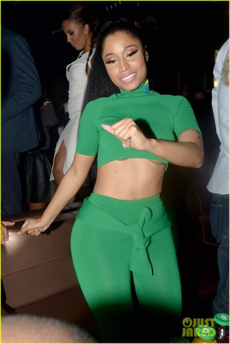 Full Sized Photo Of Nicki Minaj Shows Off Underboob After Beyonce 11