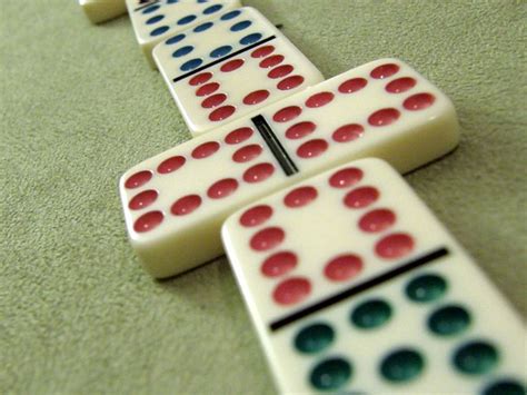 How To Play Mexican Train Domino Game 9 Steps With Pictures Domino