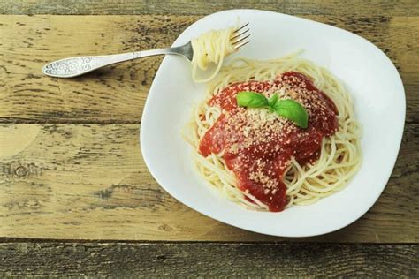 Foto Gratis Spaghetti Cibo Delizioso Cena Pranzo Pasto Piatto