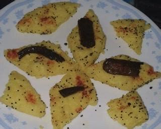 While chinese steamed bun called mantou (饅頭) uses yeast as a leavening agent. Mamta's Kitchen » Semolina Dhokla - 5, Savoury Steamed Cakes