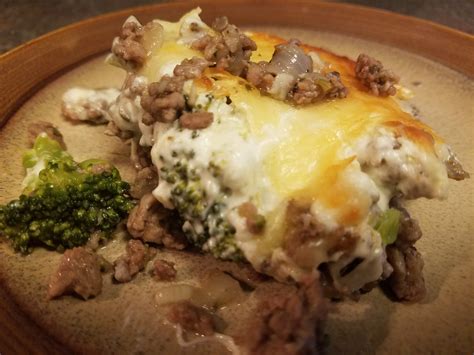 You could use cauliflower or when the eggs are set, mix with beef and broccoli. Beef and Sausage Broccoli Alfredo Casserole - Keto Plates