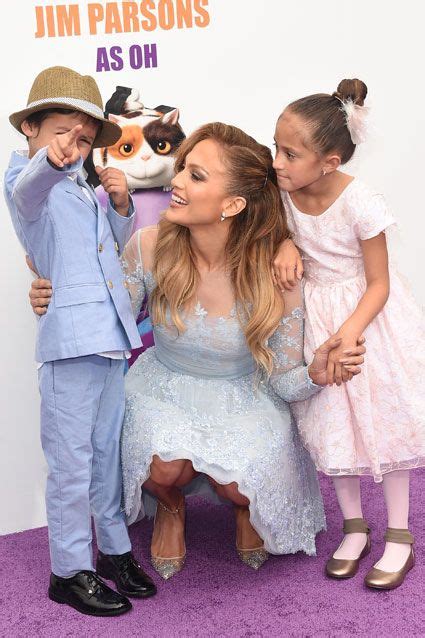 Jennifer Lopezs Adorable Twins Max And Emme Steal The Show At The
