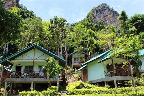 Chill Out Jungle Bar And Bungalow Hostel Reviews And Price Comparison
