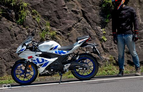 Metalic tritone blue, stronger red/solid black, briliant white/cw vigor blue dan titan black/cw rogue red. 尖銳白色獠牙，2020 SUZUKI GSX-R 150 | SUPERMOTO8