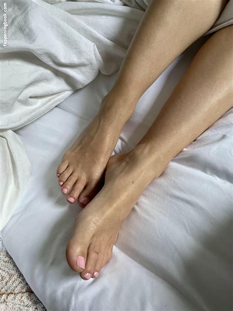 Theresa Edward Pixiefeet Nude OnlyFans Leaks The Fappening