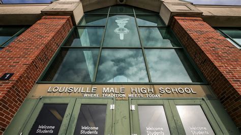 Louisville Male High School Teacher Used Racial Slur Jcps Says