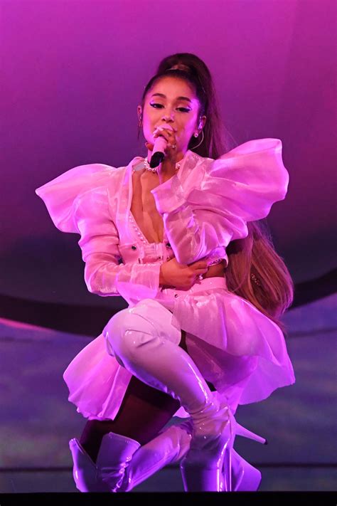 12 Ariana Grande Wallpapers Pink Pics Hd 4k