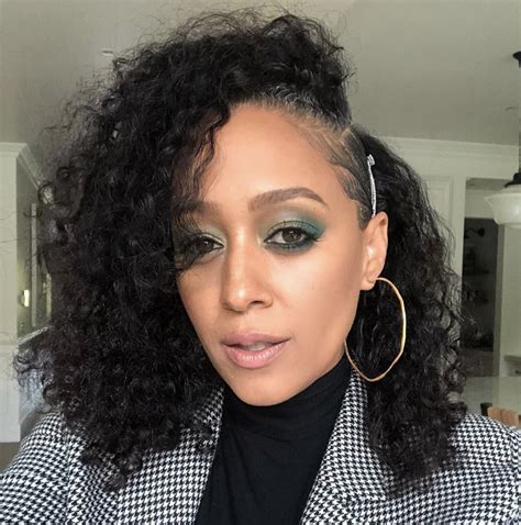 Tia Mowry Hair With Images Long Curls Hair Styles My Xxx Hot Girl