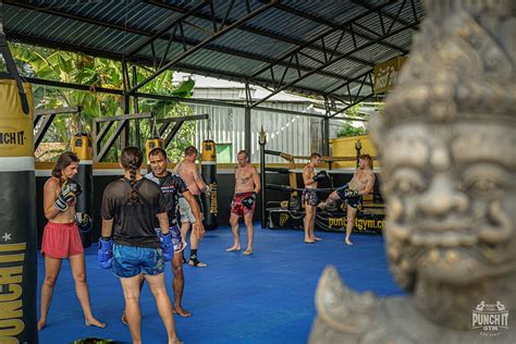 10 reasons to book a muay thai camp in thailand