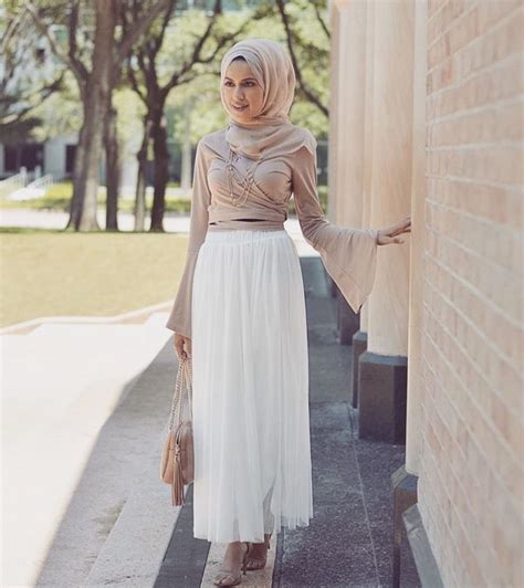 pin by sameera karim on hijab how to wear hijab muslim fashion maxi skirt outfits