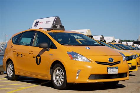 Toyota Takes To The Streets Of Nyc In Prius V And Camry Hybrid Taxis