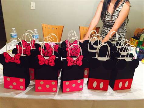 Diy Mickey And Minnie Mouse Goodie Bags 1stbirthday Fiesta Mickey
