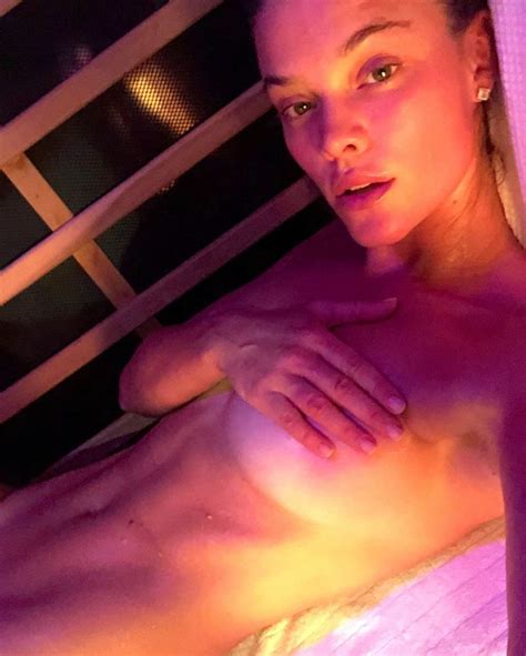 Nina Agdal Nude Photos And Videos Thefappening