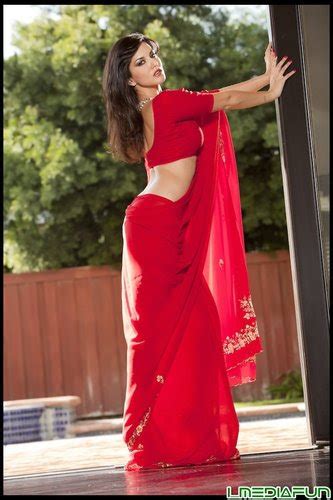 Sunny Leone Red Saree Strip Tease Bollywood Nude Gallery