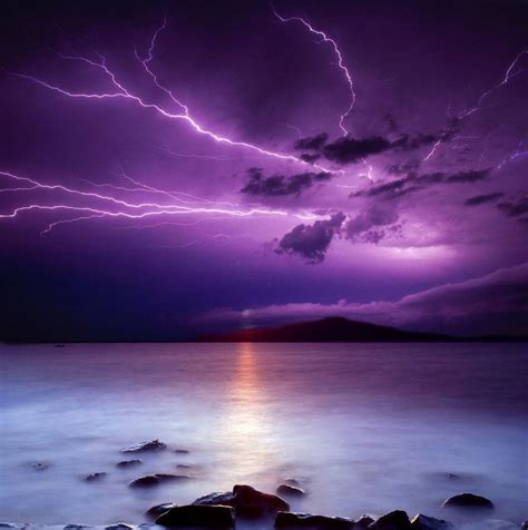 Awesome Lightning Storm Purple Lightning Thunder And Lightning
