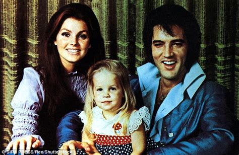 Lisa Marie Presley Reveals She Still Speaks To Late Father Elvis Daily Mail Online