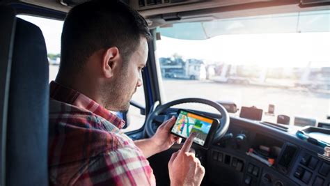 Best Gps For Truck Drivers Top 6 Gps Units For Truckers