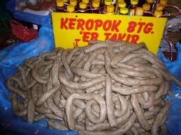 Both are located at kampung. MATAKU PEDAS DI TERENGGANU: KEROPOK LEKOR & KEROPOK KERING