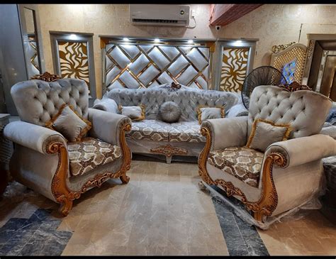 Metro Tufted Velvet Royal Design 5 Seated Sofa Set Price In Pakistan