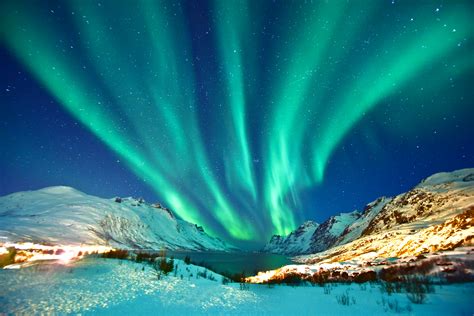 A Guide To Northern Lights Spotting In Iceland Lapland And Beyond