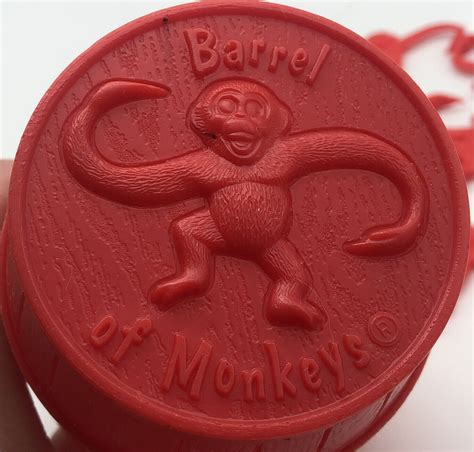 Vintage Barrel Of Monkeys 1989 With 9 Red Monkeys Bradley Classic Mb Toy