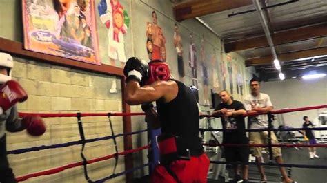 Eddie Alicea Sparring In Oxnard Esnews Boxing Youtube