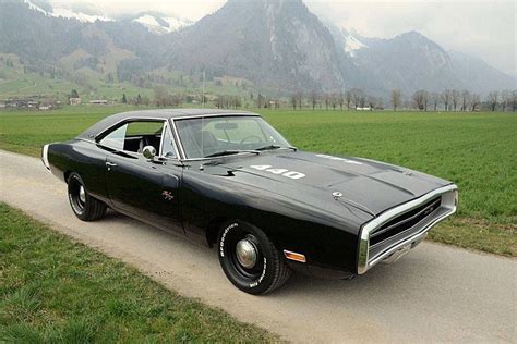 The members of the staff are also the stars of the series entitled fast n' loud. 70 Dodge Charger R/T We are fans of the guys at The Gas ...