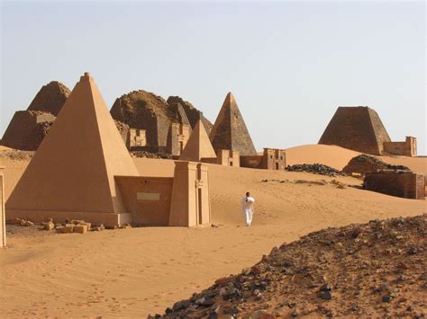 Pyramids Nubias Sudán Ancient Nubia Ancient Pyramids Ancient Ruins