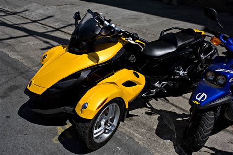 Related country established in 1996, chongqing shengxuanan motorcycle sales co., ltd. The BRP Can-Am Spyder Roadster Three Wheel Motorcycle ...