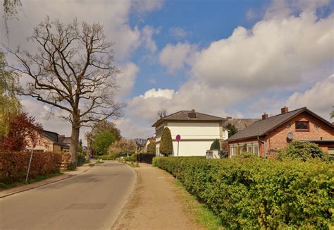 Einfamilienhaus im landhausstil in lohbrügge. Haus kaufen in Sülldorf | Engel & Völkers Hamburg Elbe