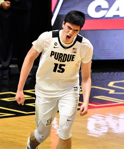 Purdue Basketball Zach Edey Dominates As The Boilermakers Extend Winning Streak To Four