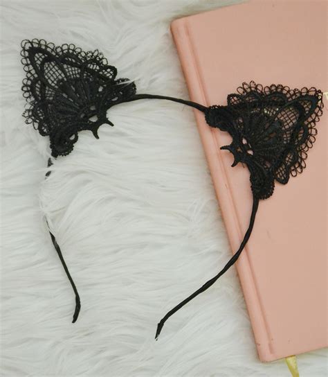 Look Puuuurfectly Haunting And Fierce In These Black Lace Kitty Cat