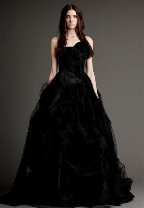 Are you looking for wedding dress and have wedding in 2021? What are the Best Alternative Wedding Dresses? | The Best ...