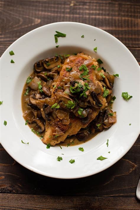 This copycat olive garden chicken marsala recipe is pretty close to the original, including in terms of the macros. Easy Chicken Marsala • A Sweet Pea Chef