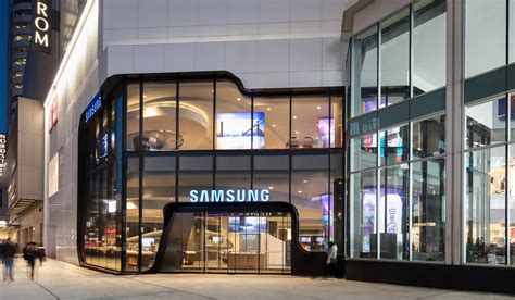 5 Things You Didnt Know About Canadas Largest Samsung Experience Store